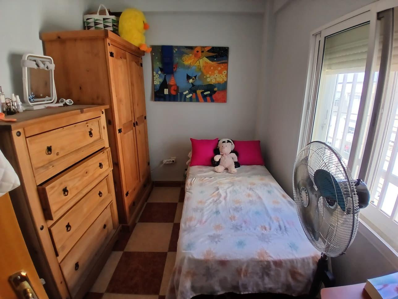 Venta de piso en Estepona
