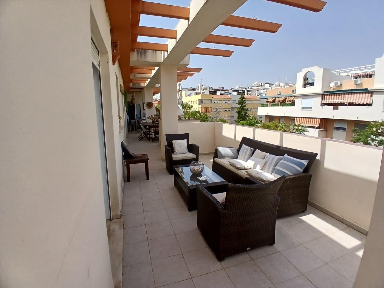 Venta de Ático en Estepona