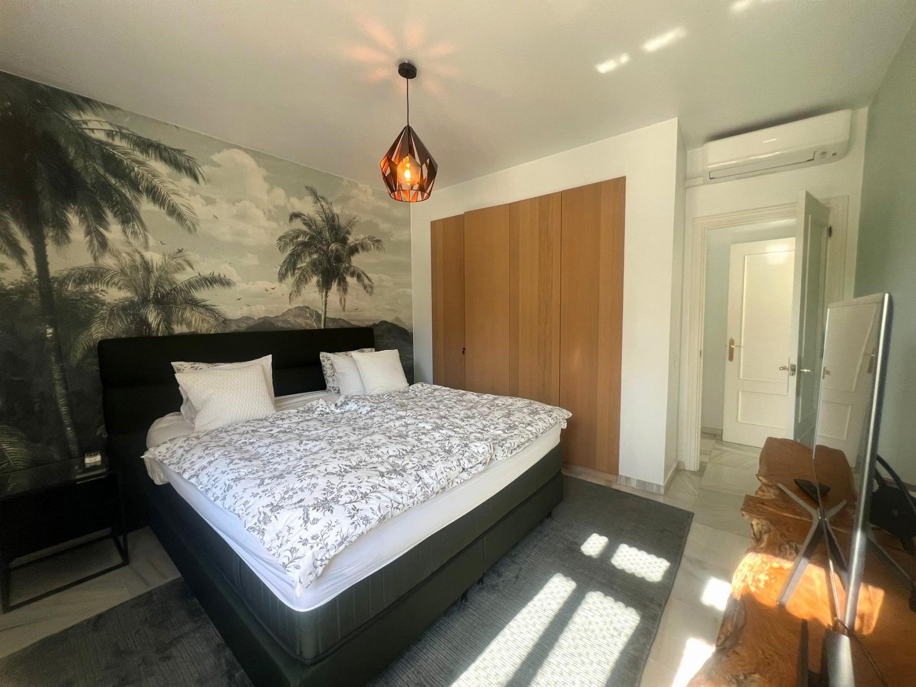 For sale of chalet in Marbella