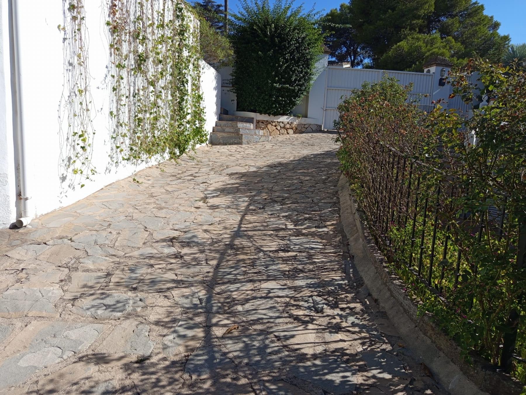 For sale of chalet in Marbella