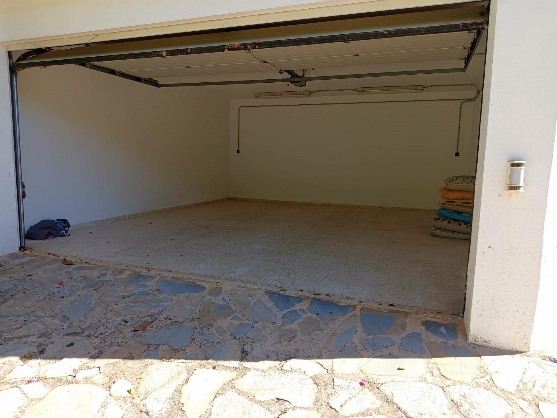For sale of chalet in Marbella