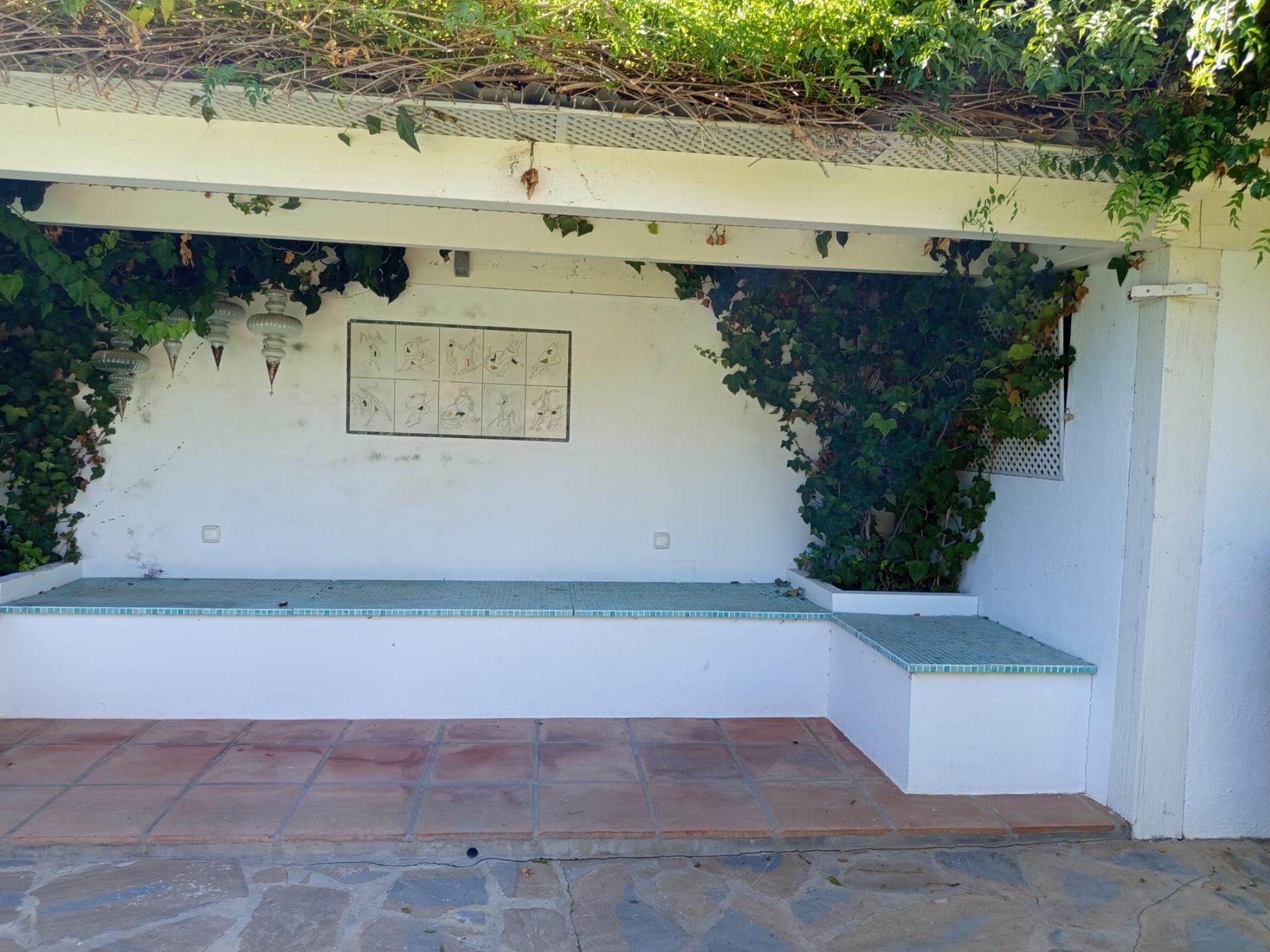 For sale of chalet in Marbella