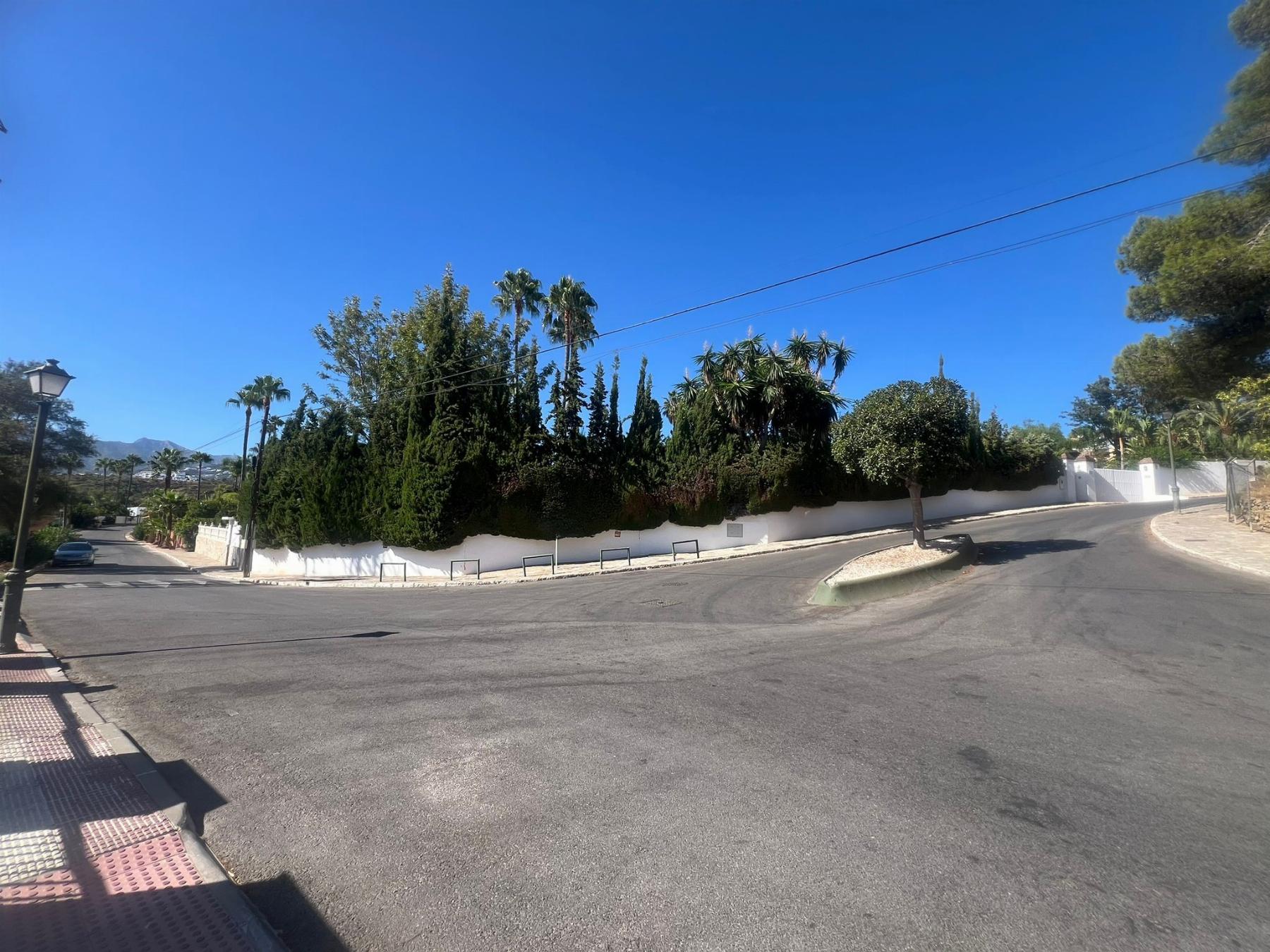 For sale of chalet in Marbella