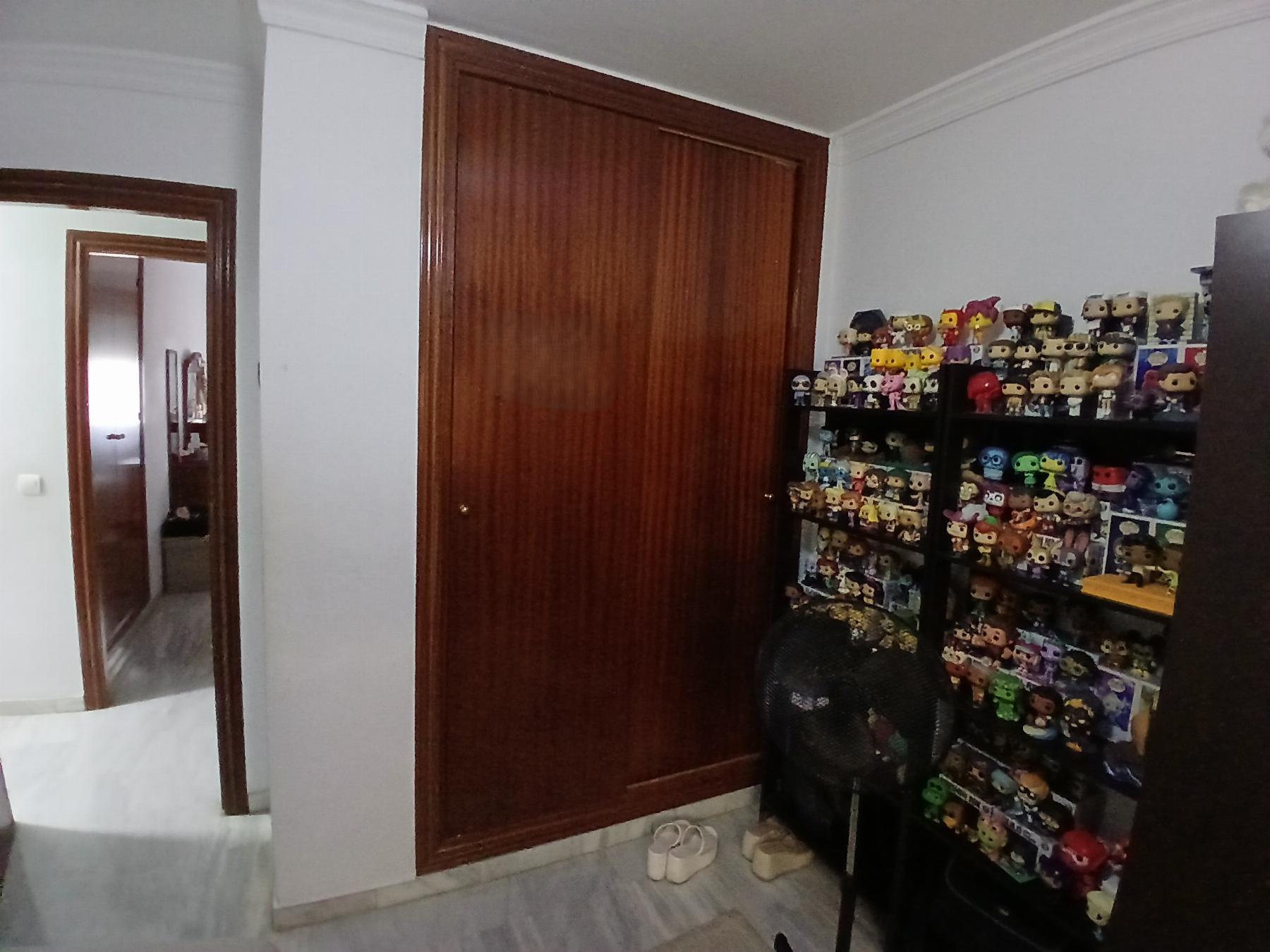 Venta de piso en Estepona