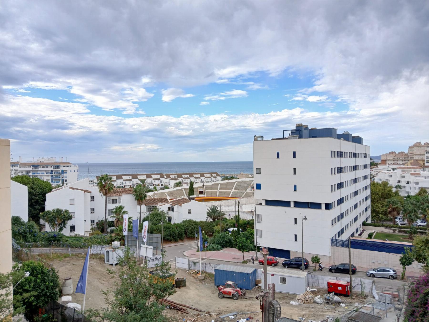 Venta de piso en Estepona