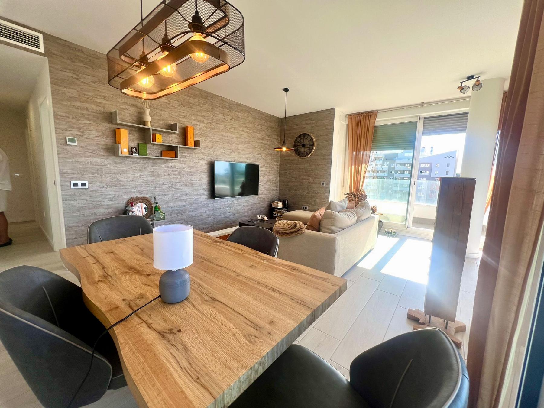 For sale of flat in Nueva Andalucía