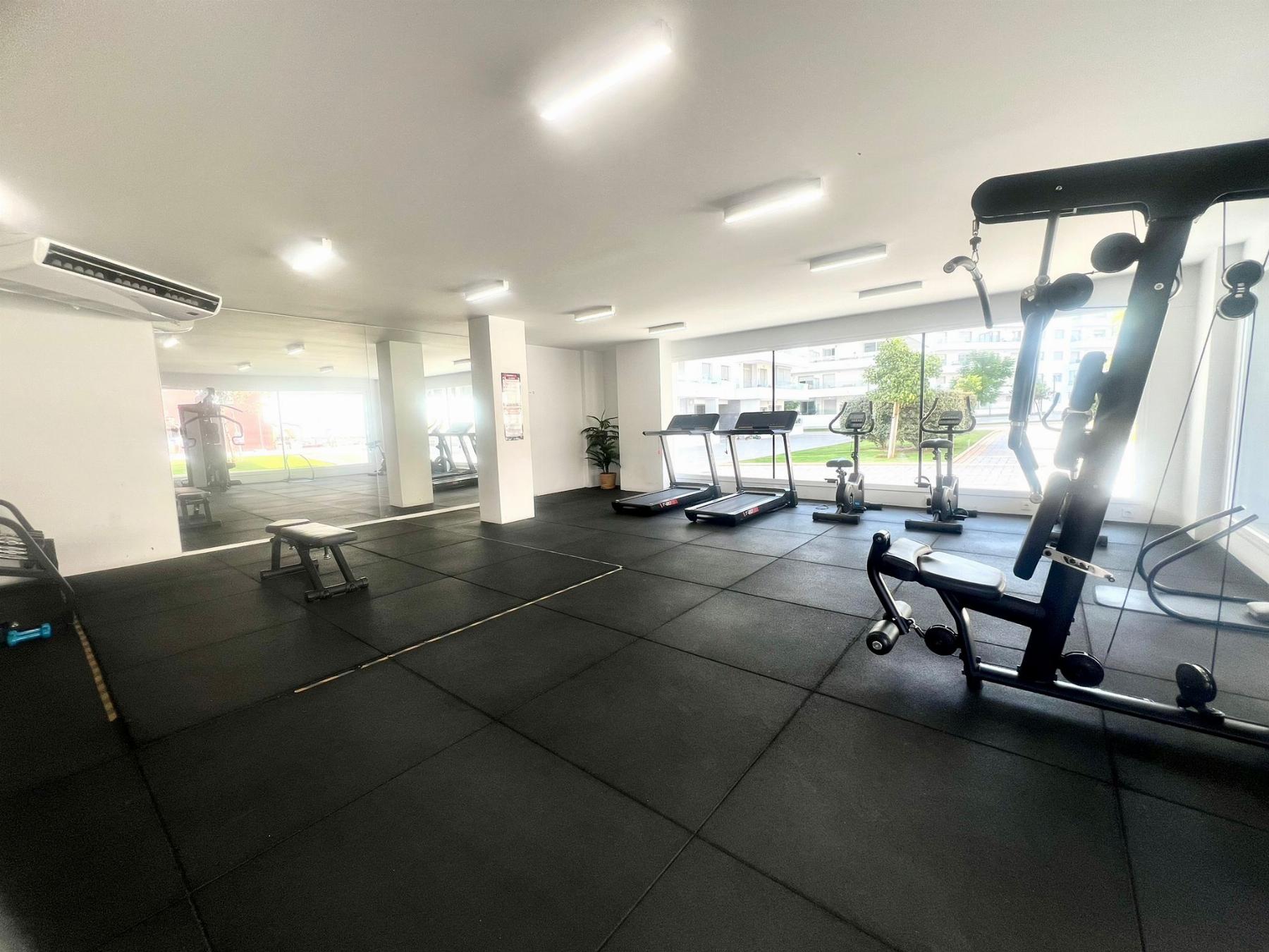 For sale of flat in Nueva Andalucía