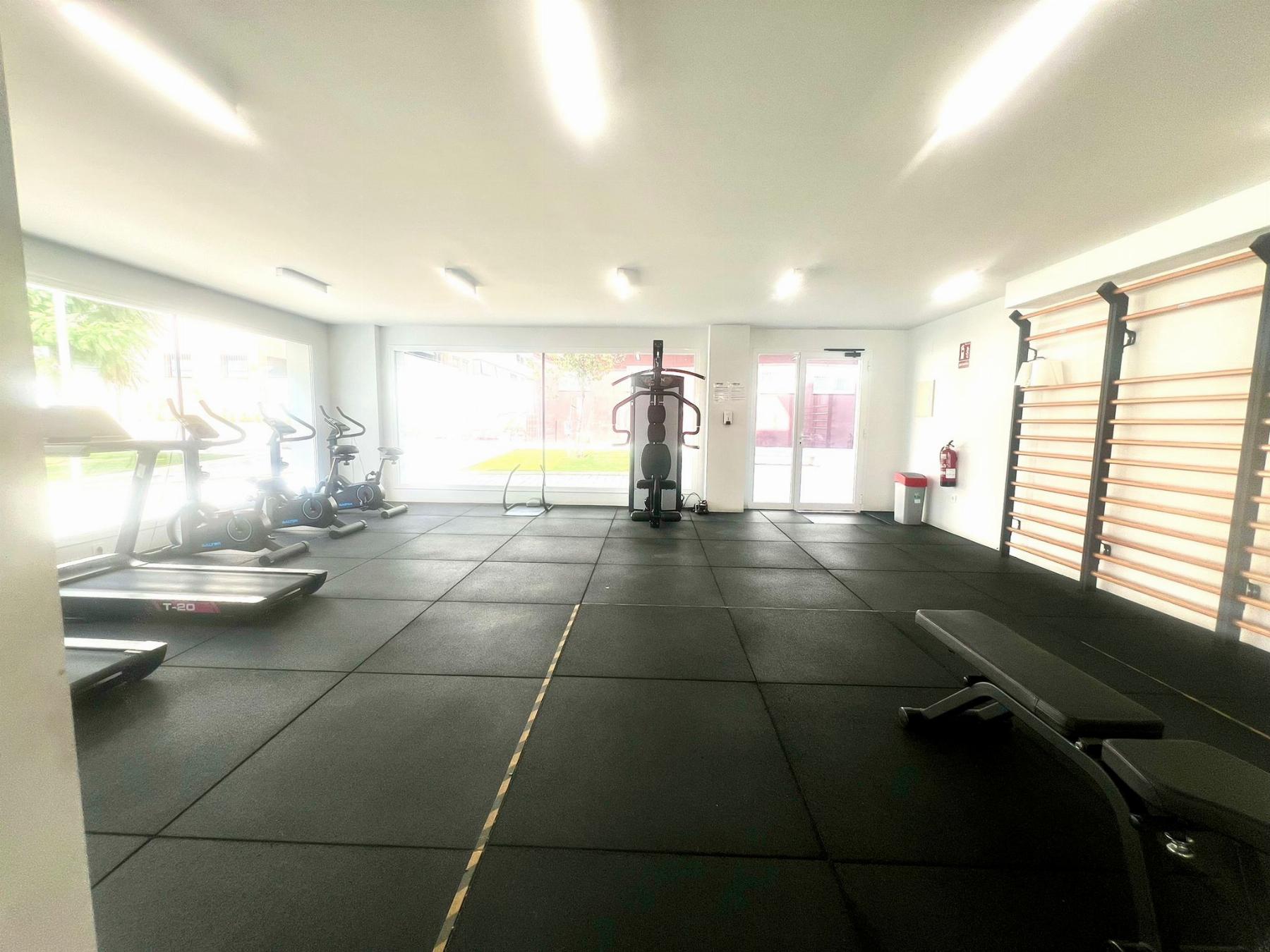 For sale of flat in Nueva Andalucía