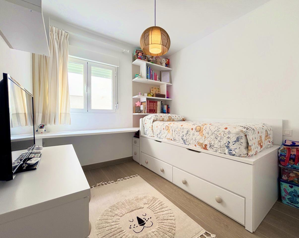 Venta de piso en Estepona
