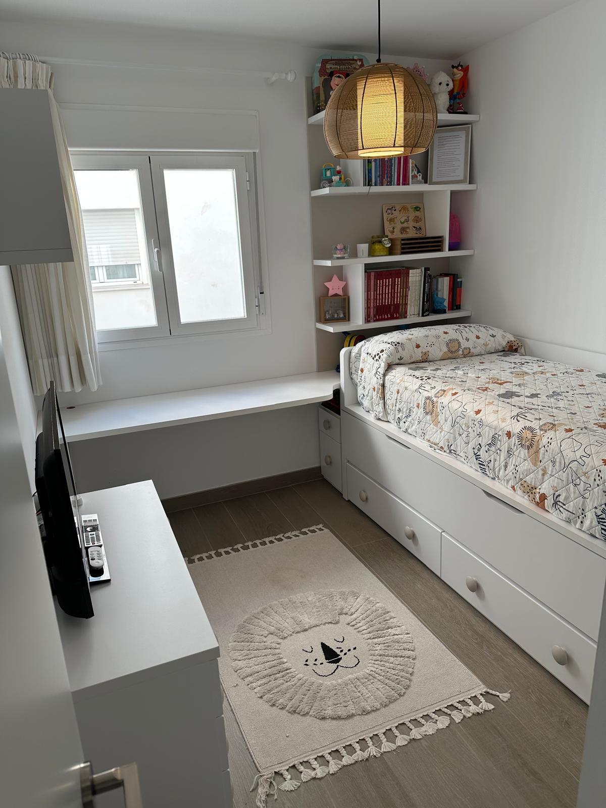 Venta de piso en Estepona