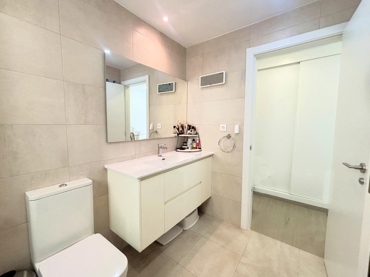 Venta de piso en Estepona