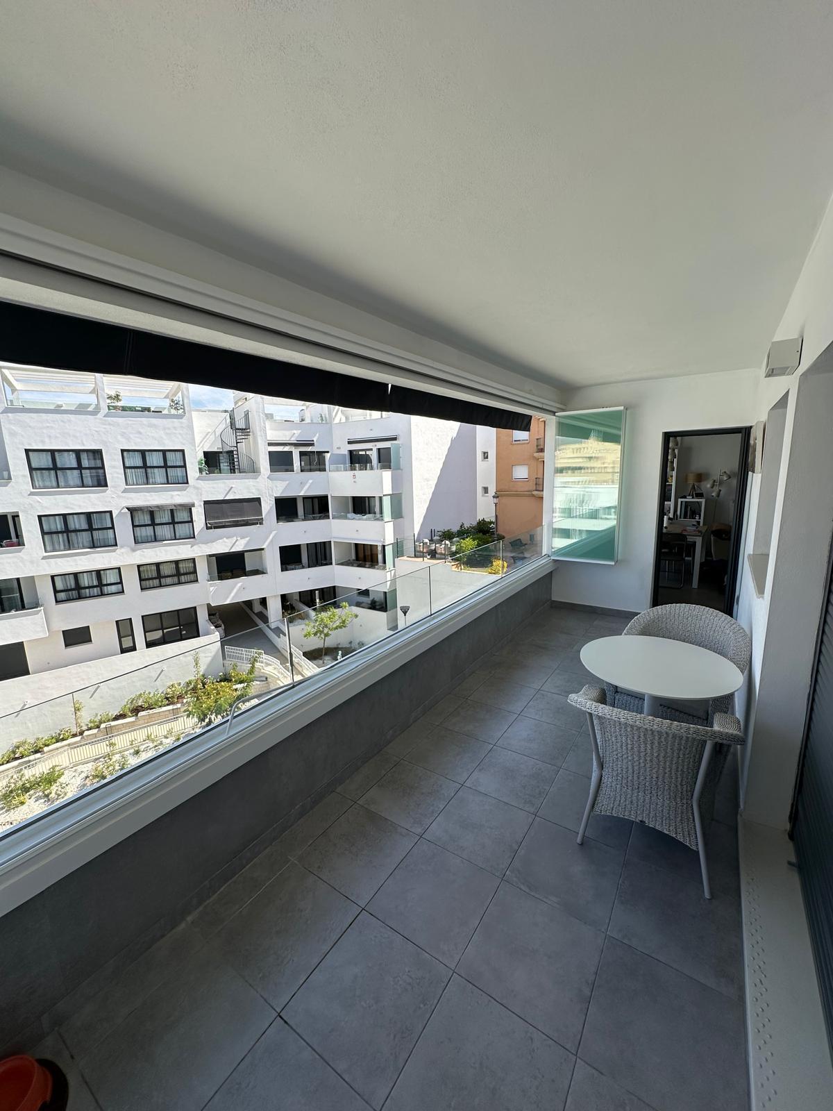 Venta de piso en Estepona