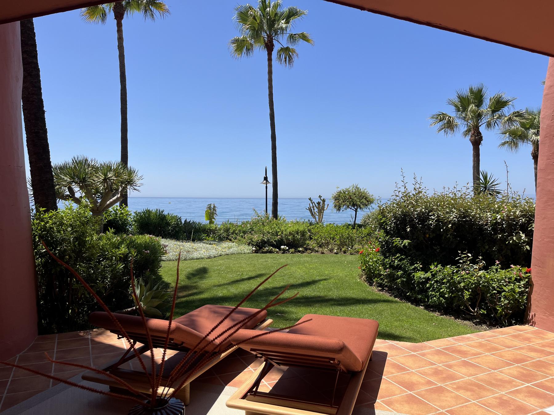 Venta de piso en Estepona