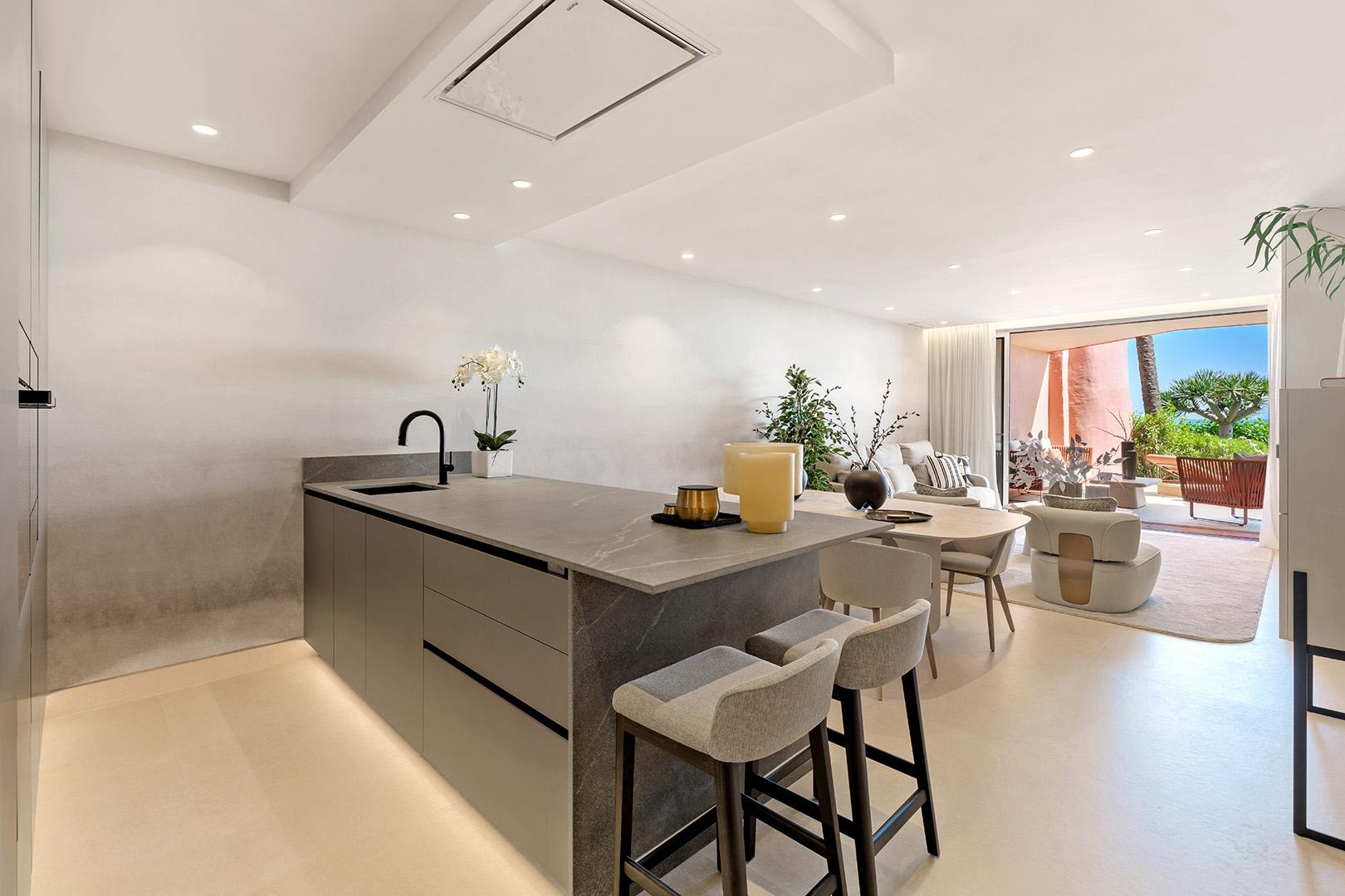 Venta de piso en Estepona