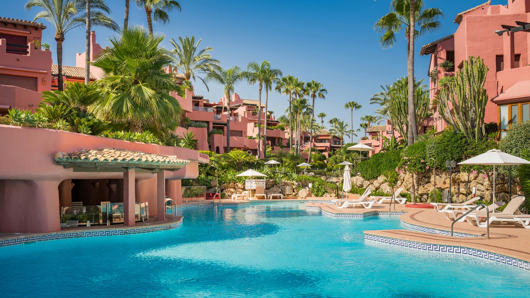 Venta de piso en Estepona