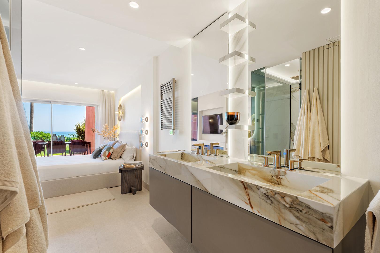 Venta de piso en Estepona