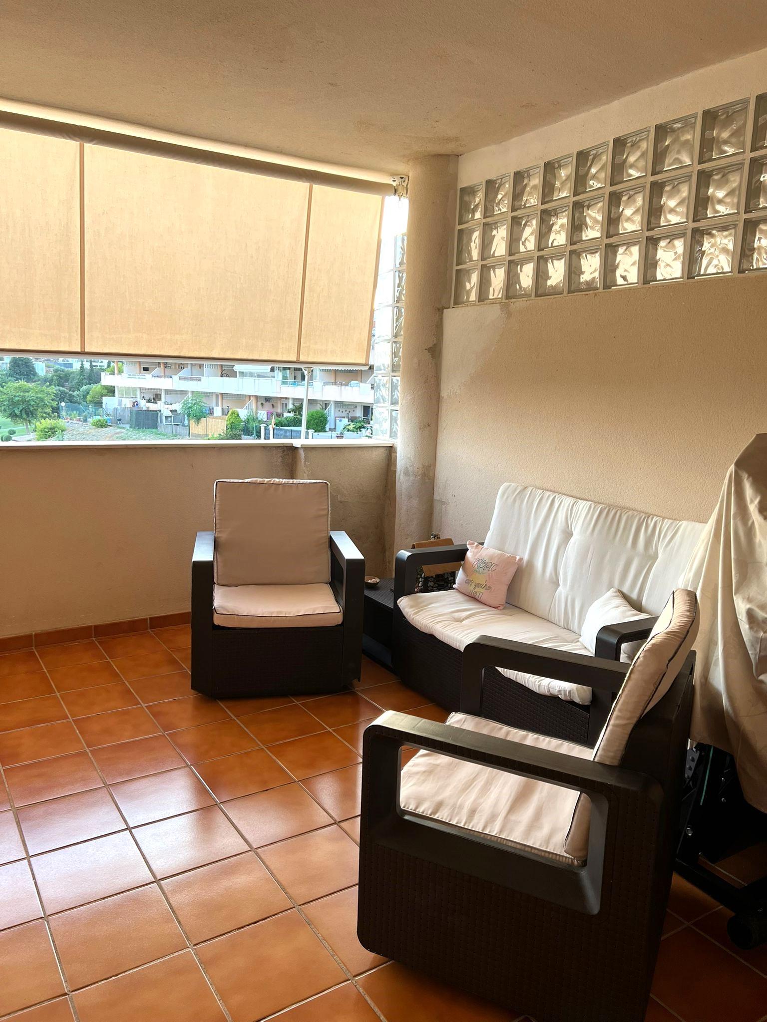 Venta de piso en Estepona