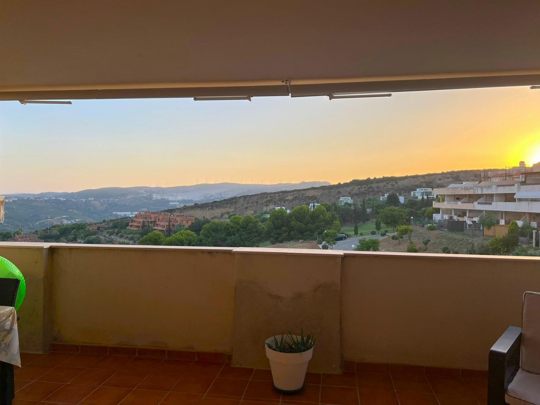 Venta de piso en Estepona