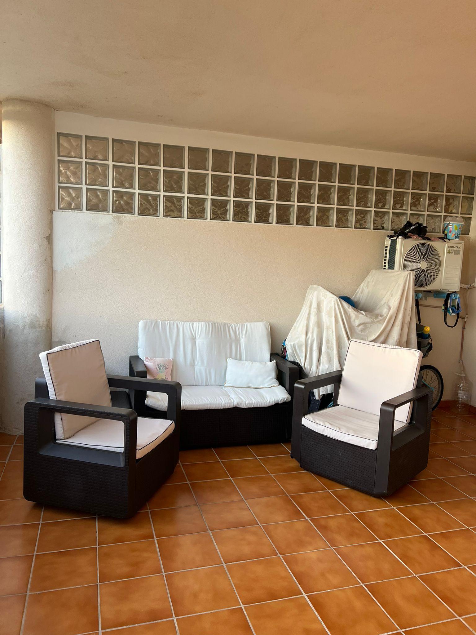 Venta de piso en Estepona