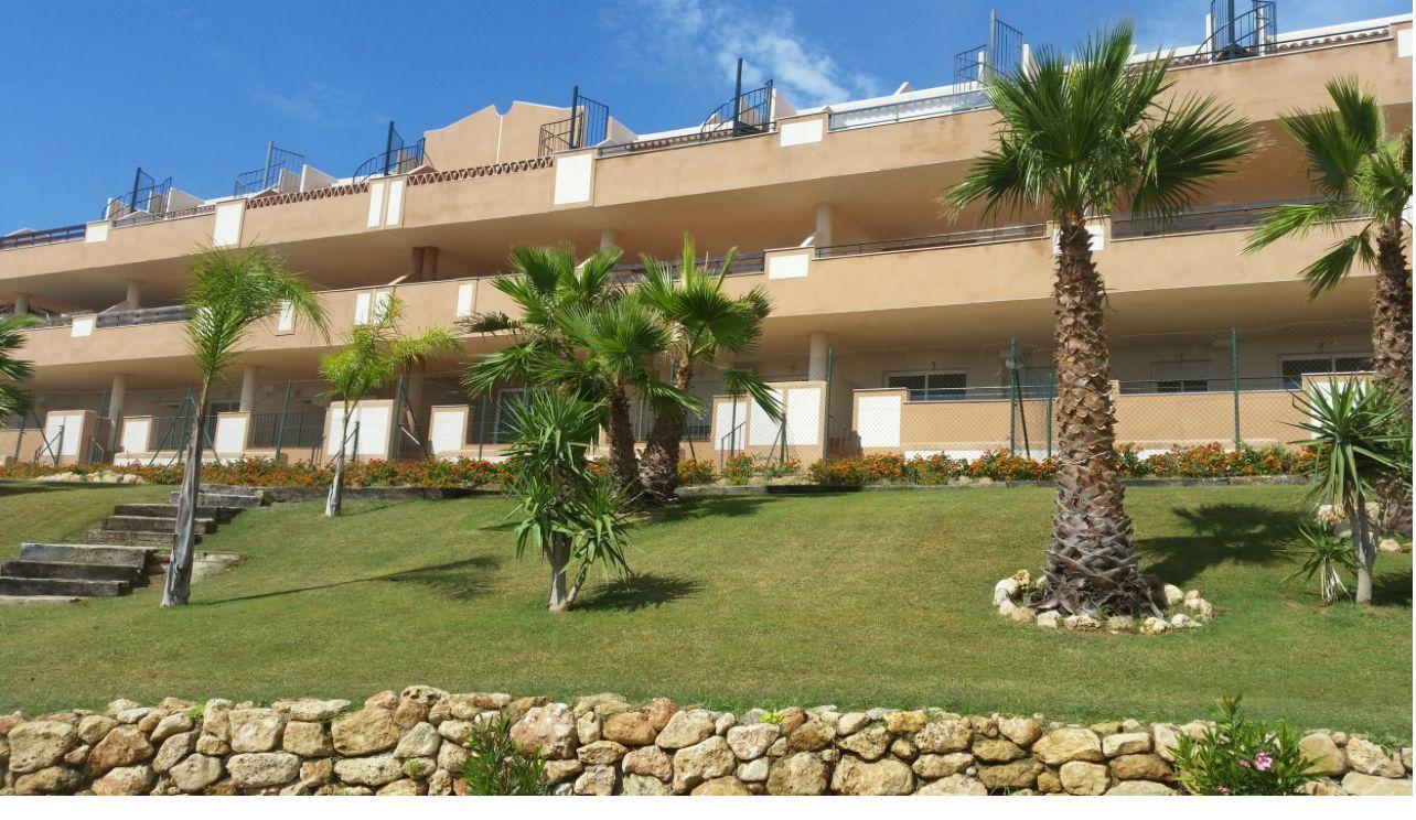 Venta de piso en Estepona