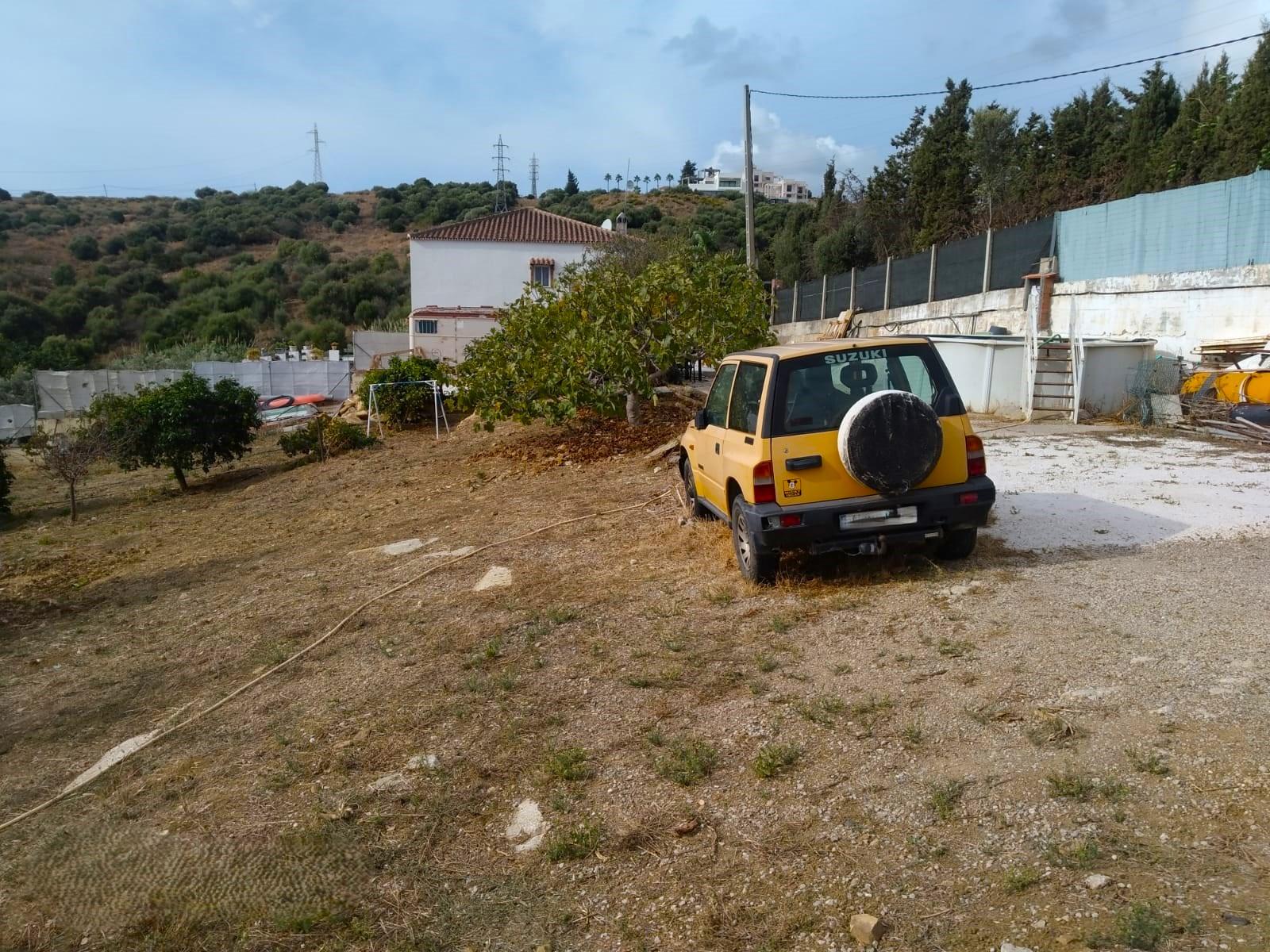 For sale of land in Estepona