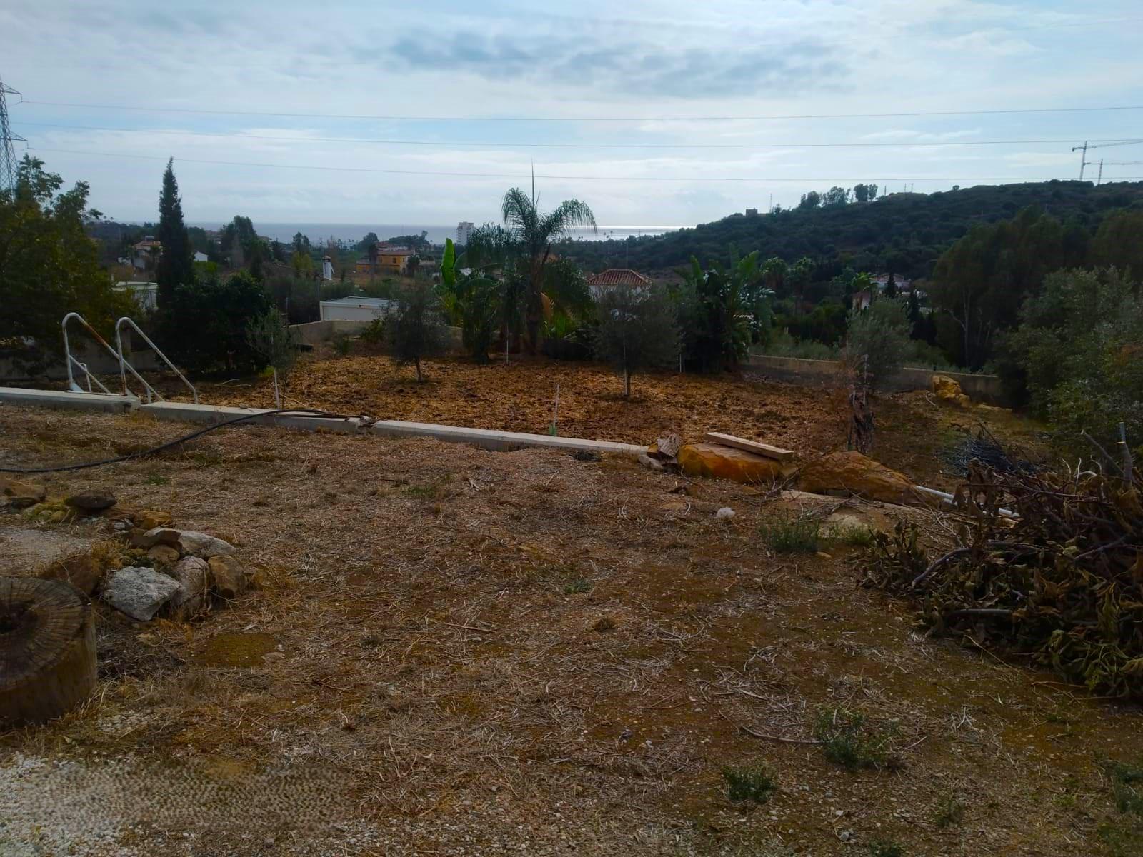 For sale of land in Estepona