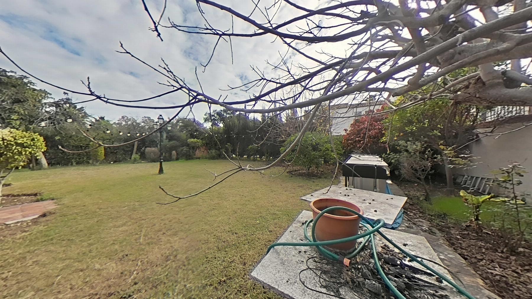 Venta de local en Estepona