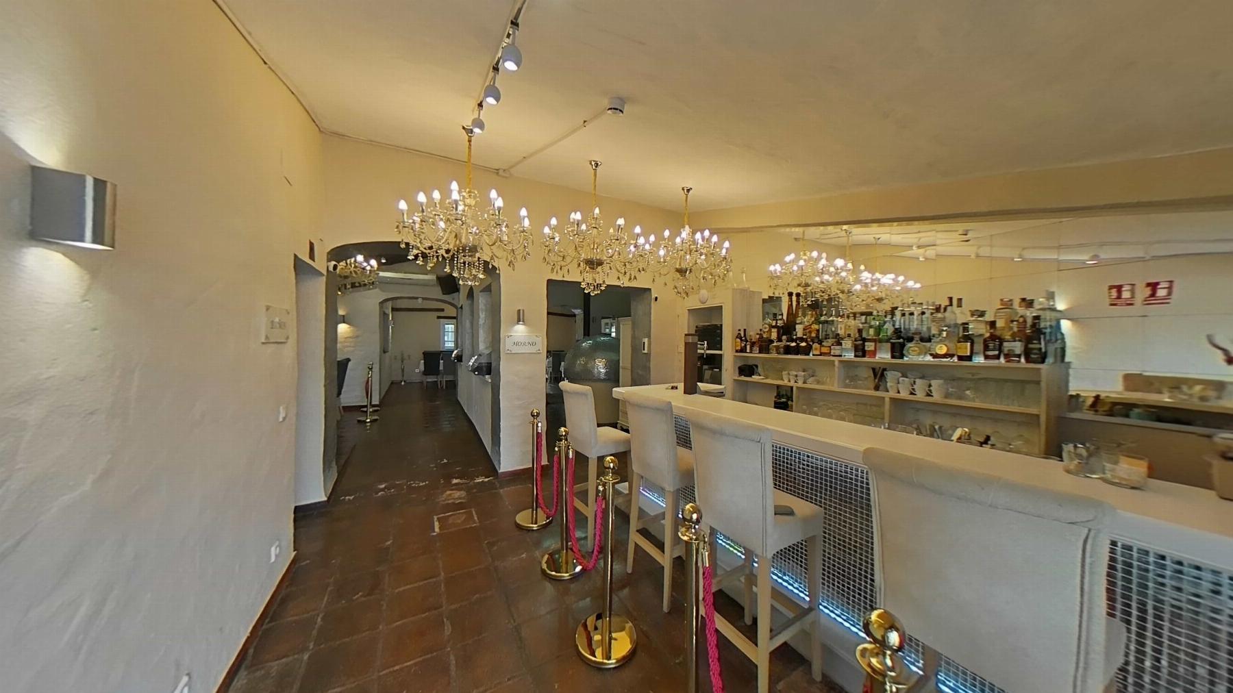 Venta de local en Estepona