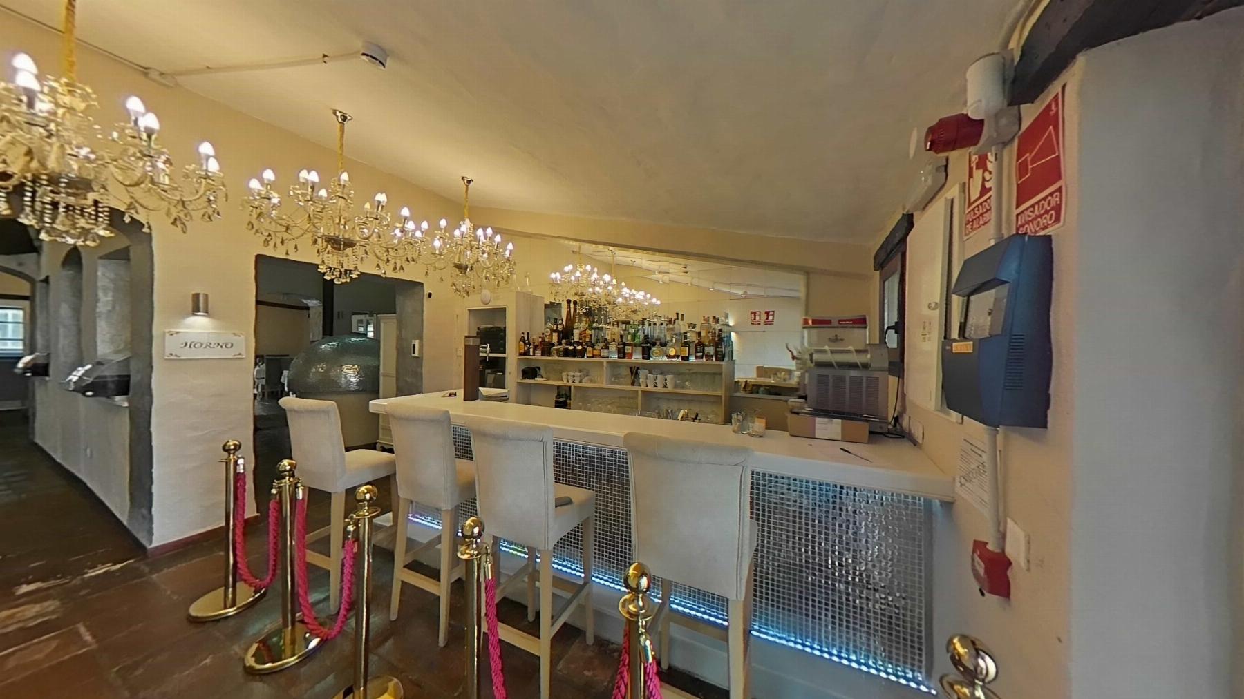 Venta de local en Estepona