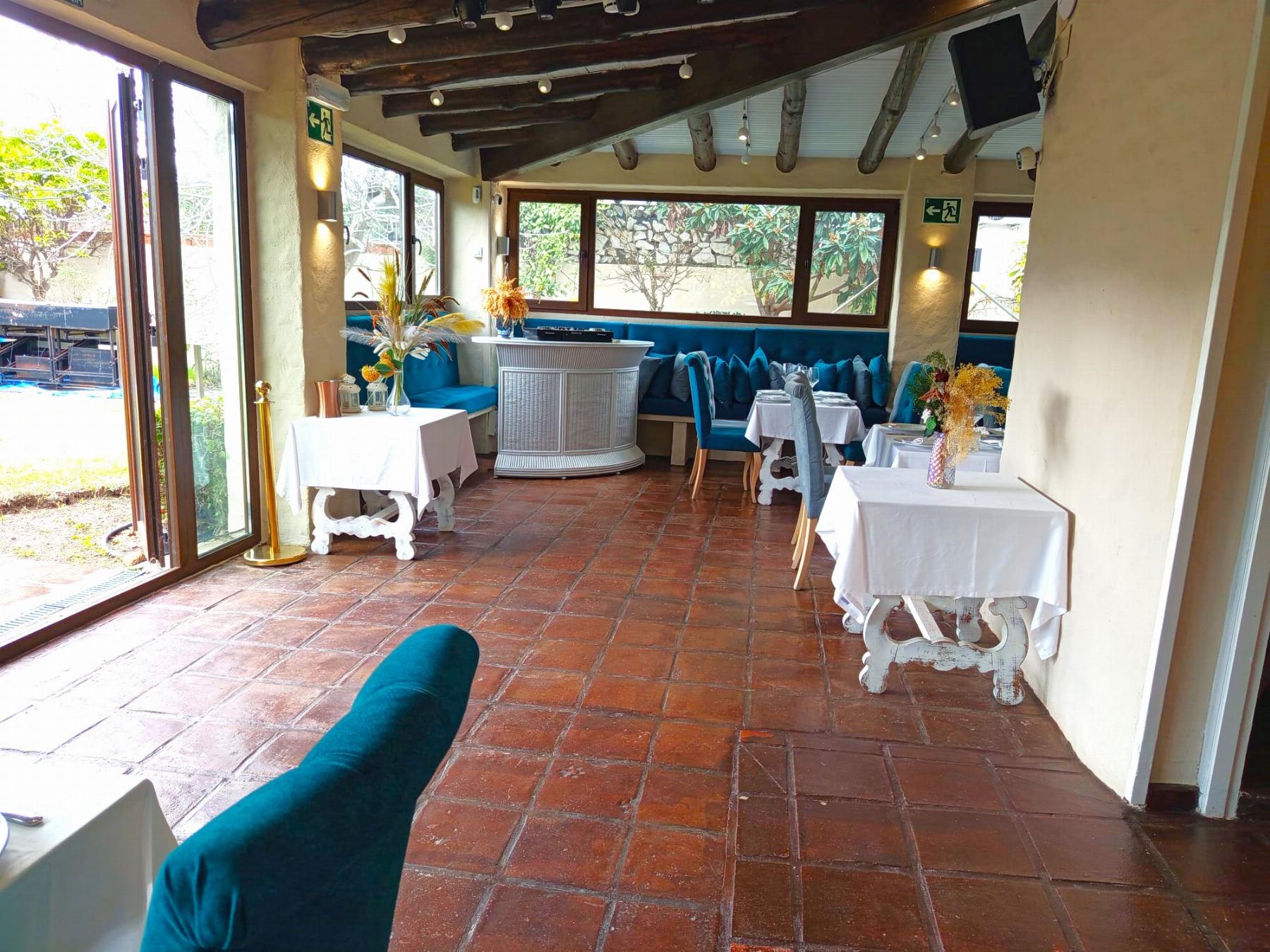 Venta de local en Estepona