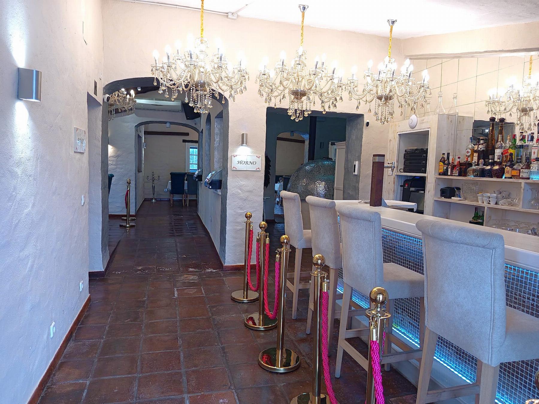 Venta de local en Estepona