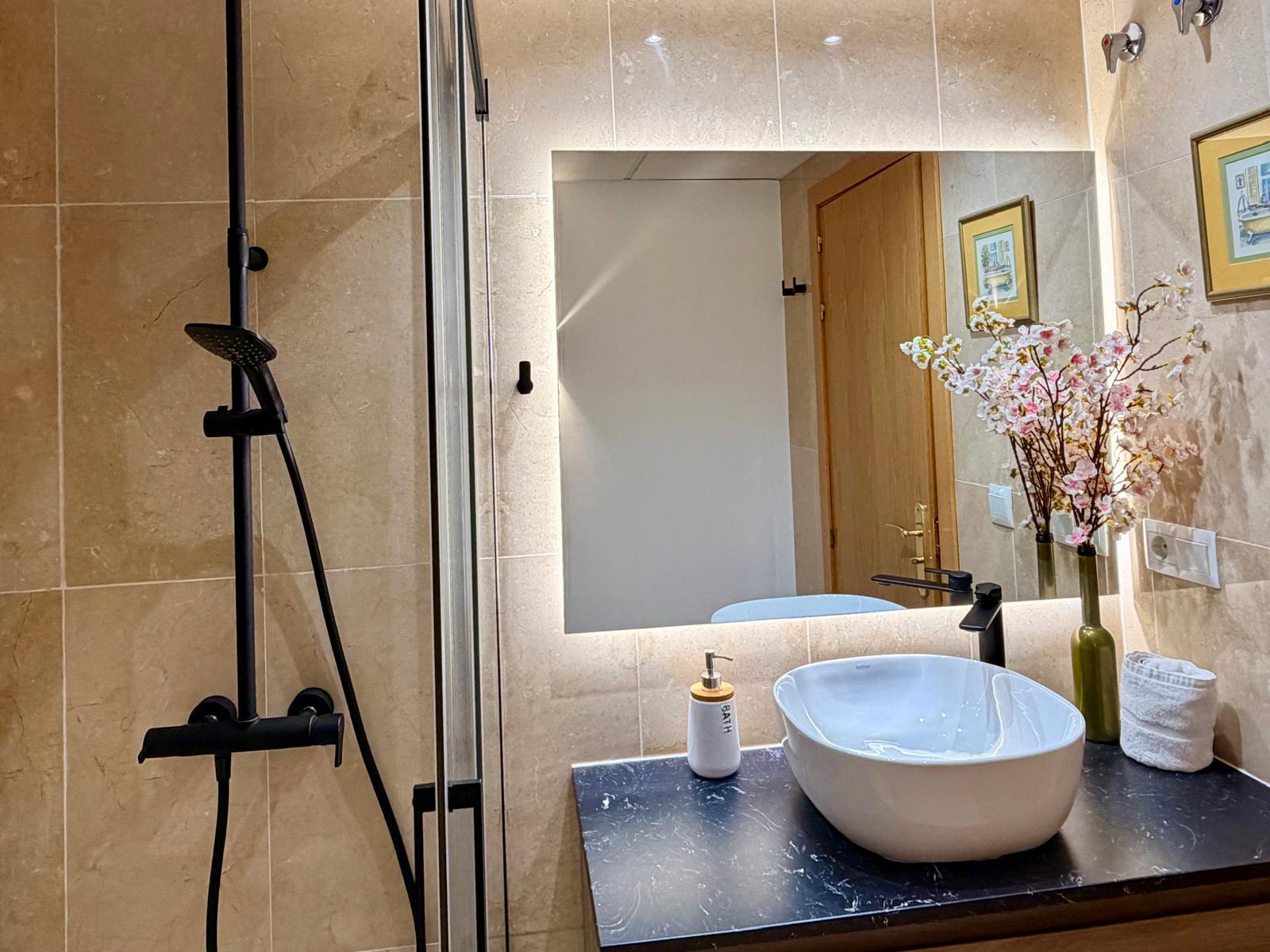 Venta de piso en Estepona