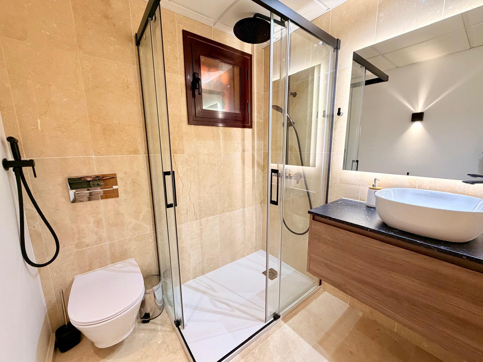 Venta de piso en Estepona