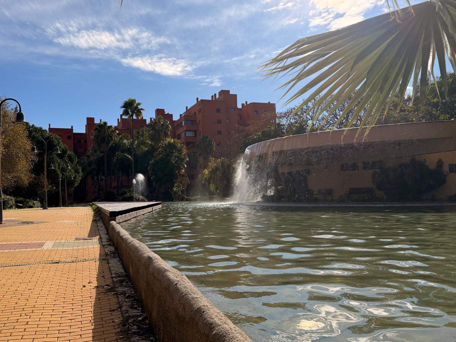 Venta de piso en Estepona