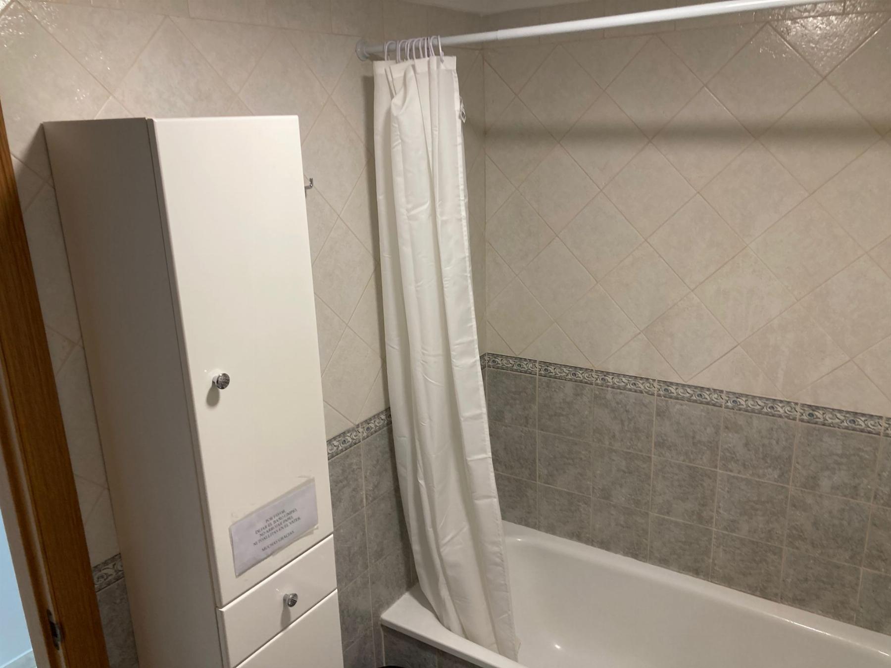 Venta de piso en Estepona