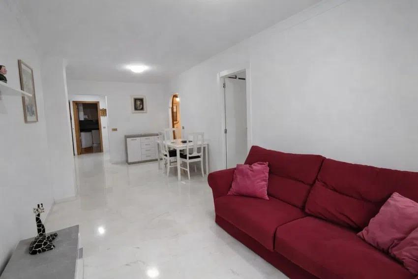 Venta de piso en Estepona
