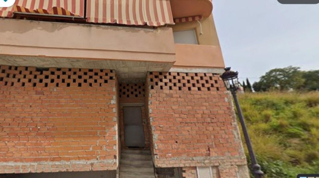 Venta de local en Estepona