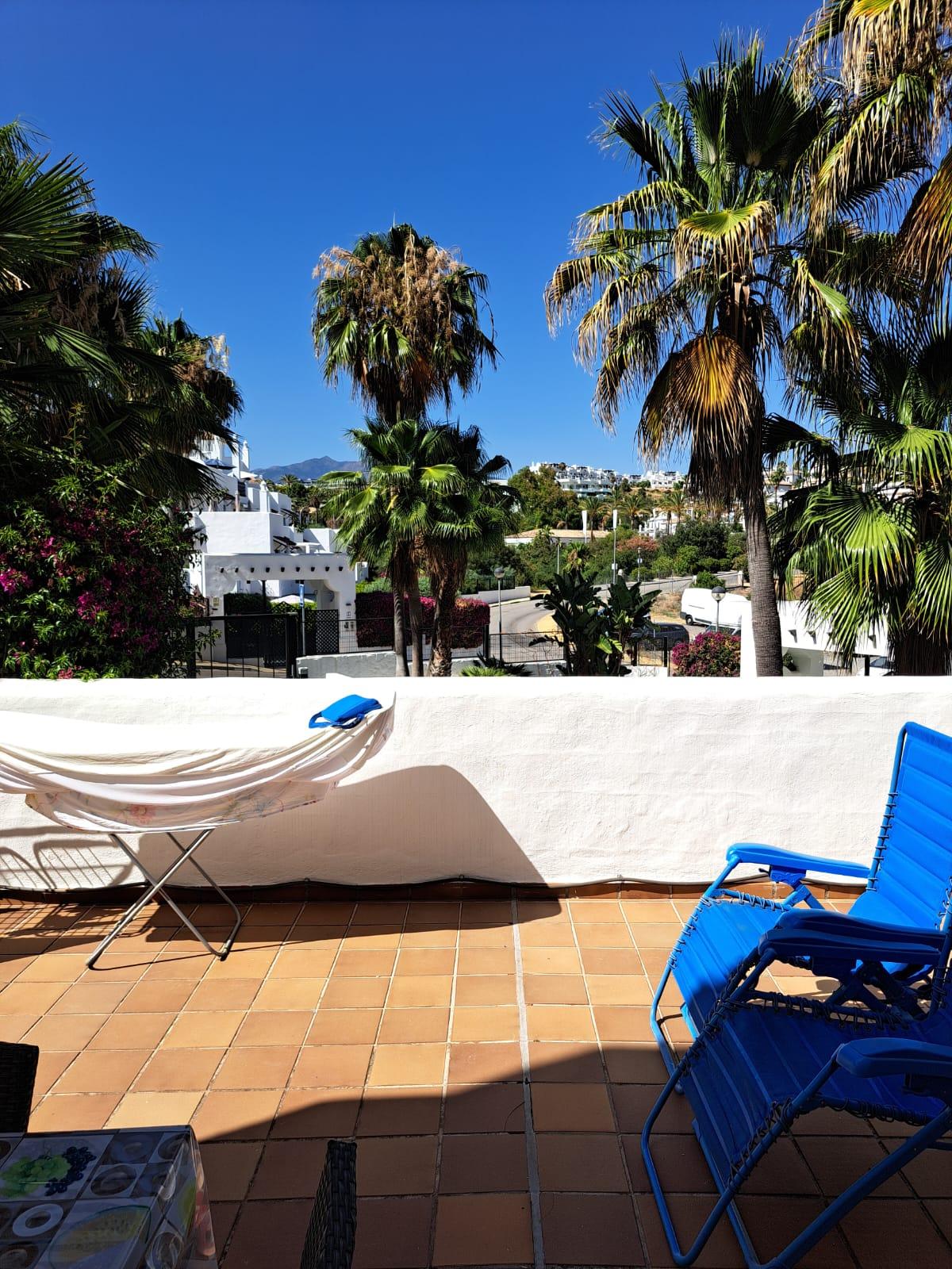 Venta de piso en Estepona