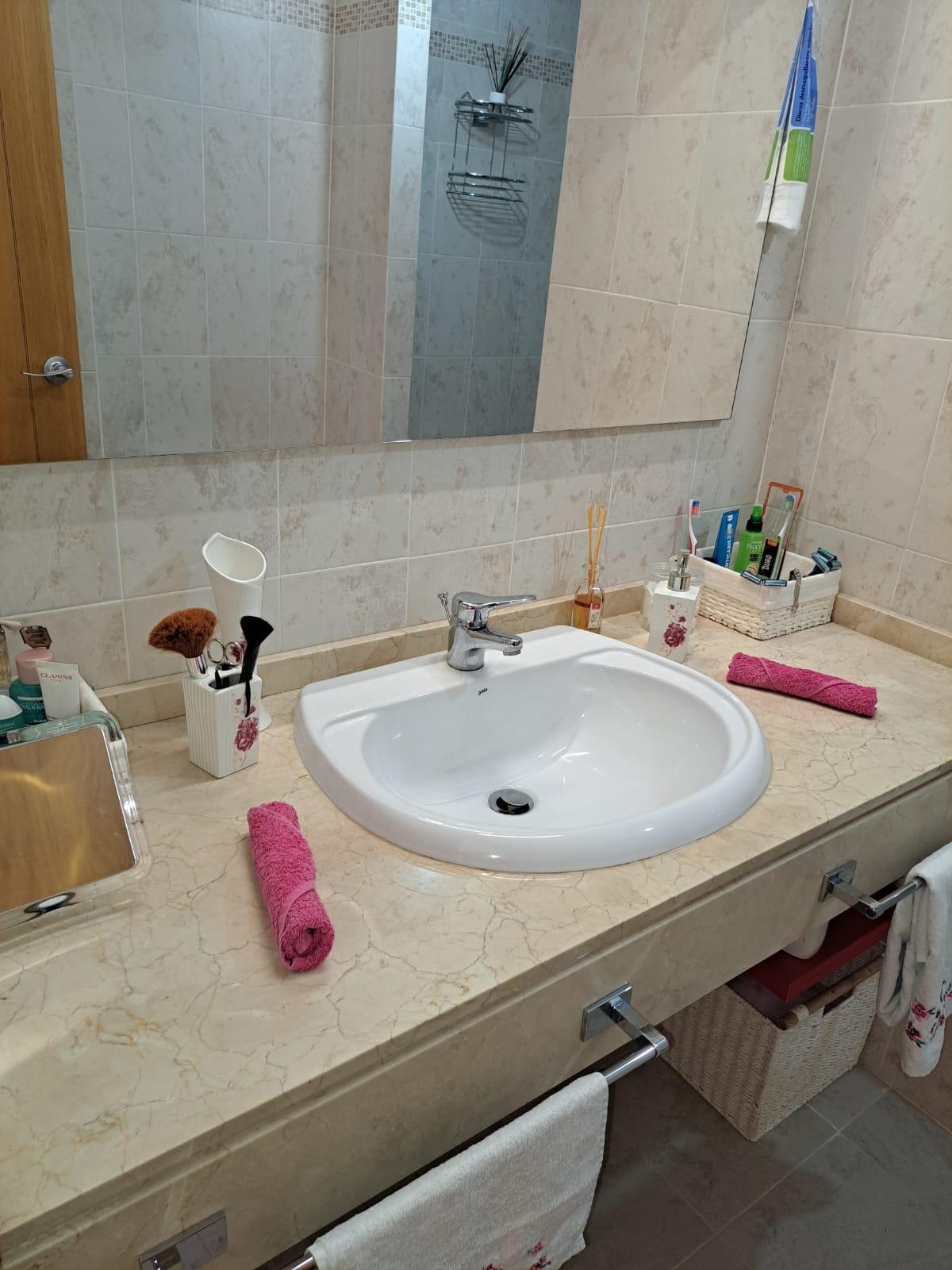 Venta de piso en Estepona