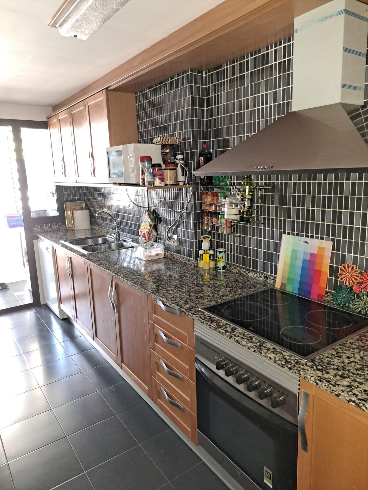 Venta de piso en Estepona