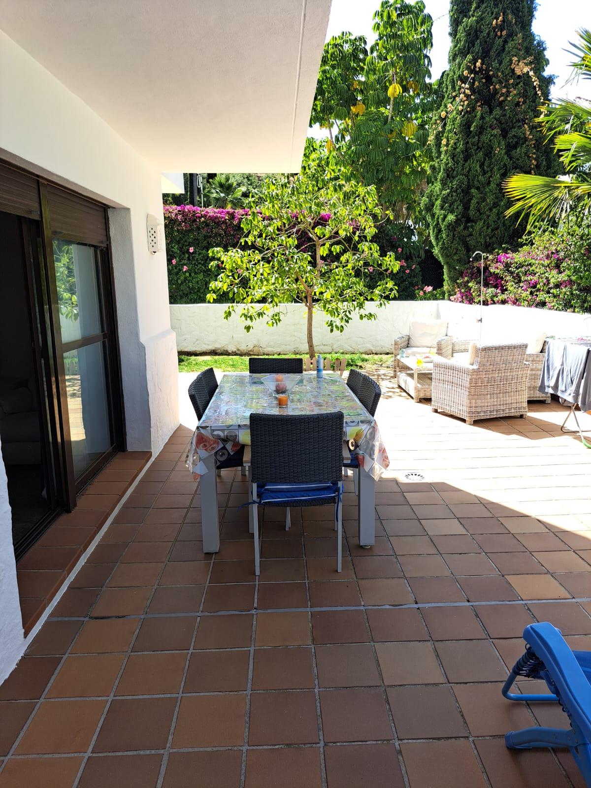 Venta de piso en Estepona