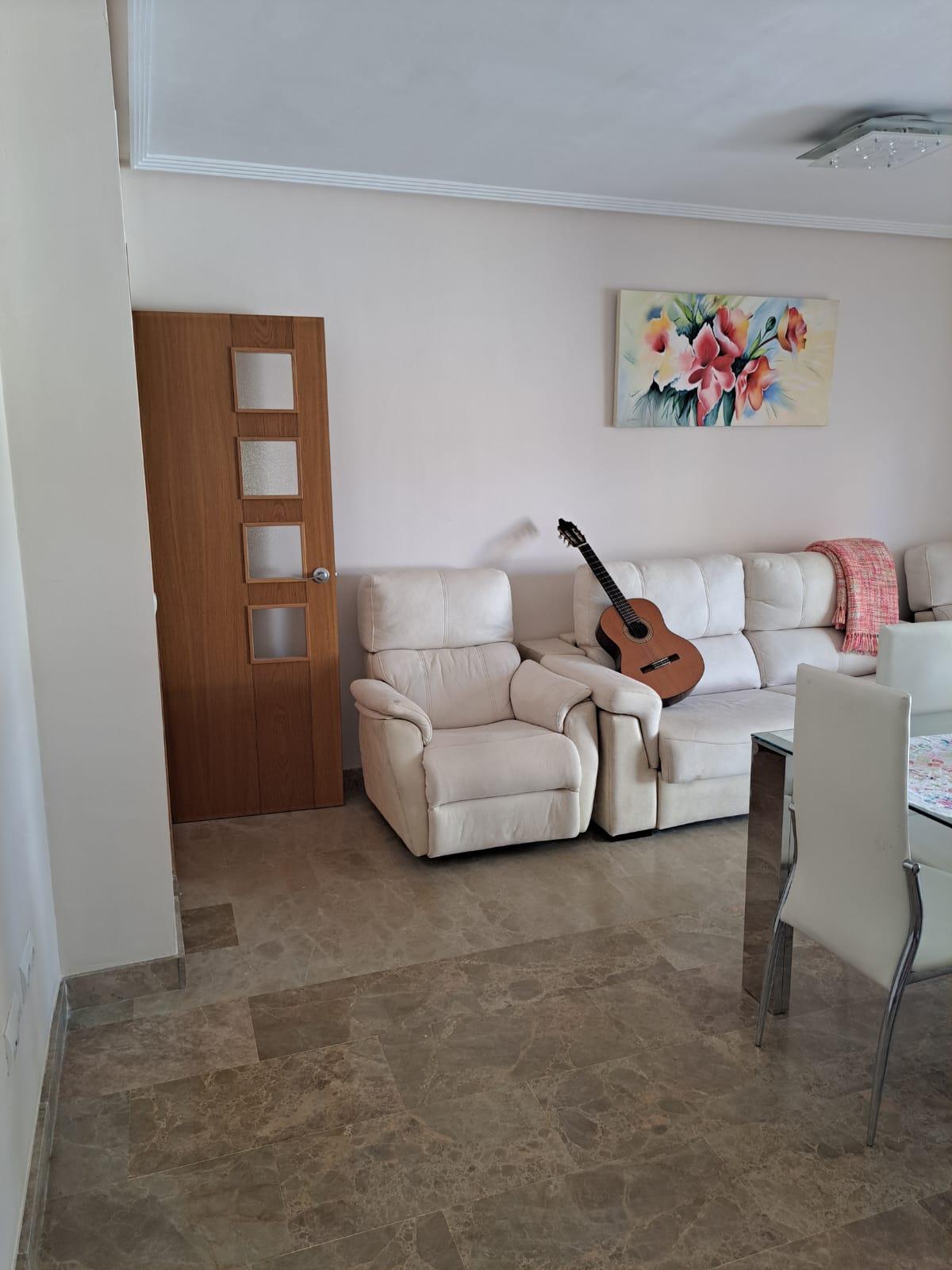 Venta de piso en Estepona