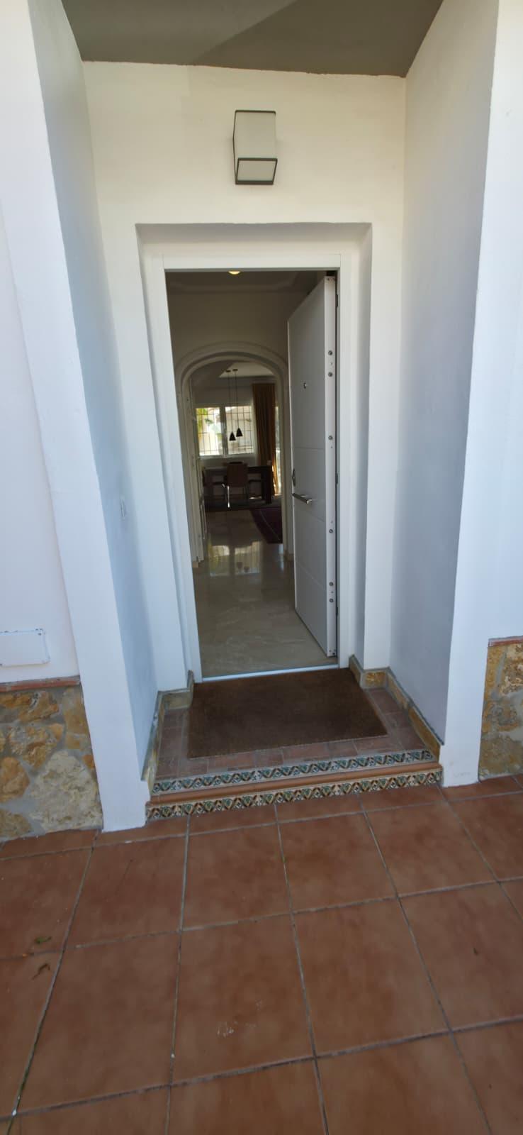 Venta de casa en Estepona