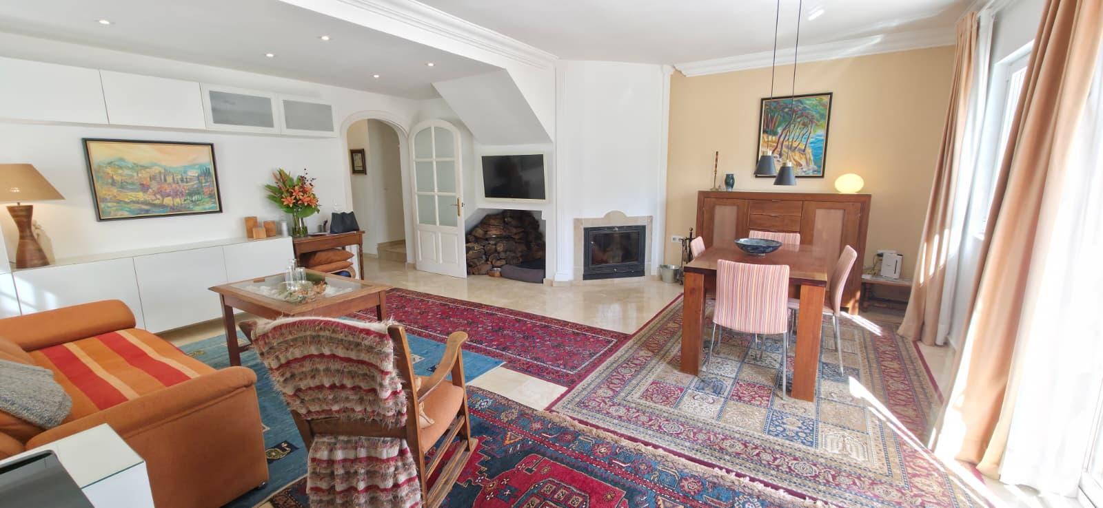 Venta de casa en Estepona