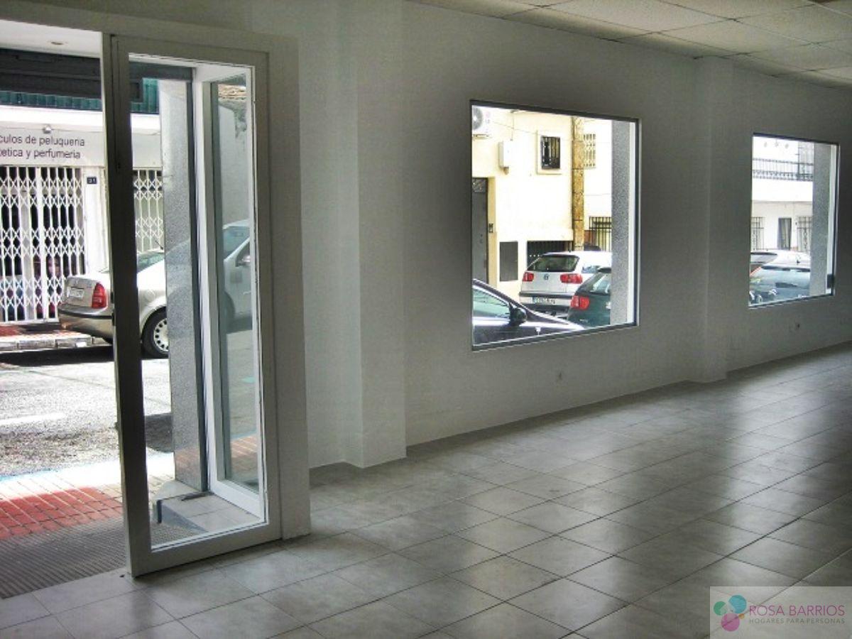 For sale of commercial in San Pedro de Alcántara