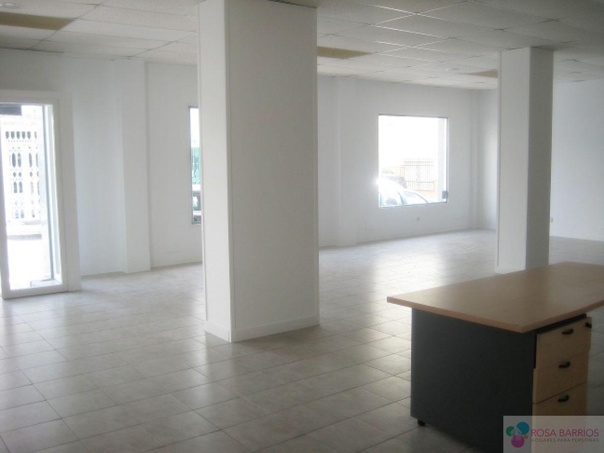 For sale of commercial in San Pedro de Alcántara