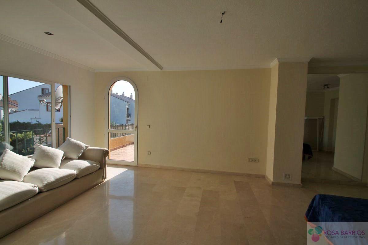 Zu verkaufen von villa in
 Marbella