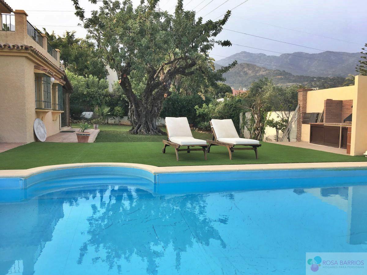 Zu verkaufen von villa in
 Marbella