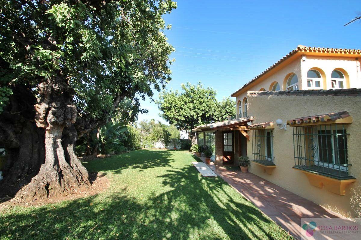 Zu verkaufen von villa in
 Marbella