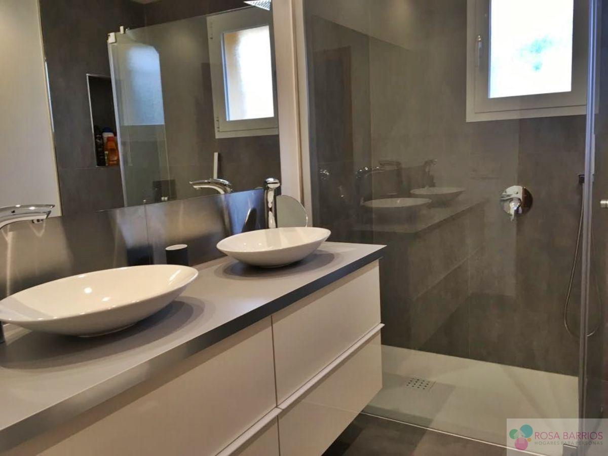 Zu verkaufen von villa in
 Marbella